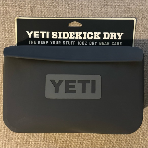 Yeti Sidekick Dry Gray - Picture 1 of 1